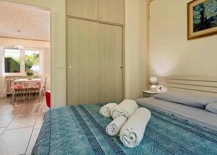 Collina Degli Olivi Apartment *